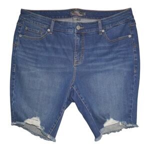 Torrid Mid Rise Bermuda Jean Shorts 18 Distressed Raw Hem Stretch Denim Blue